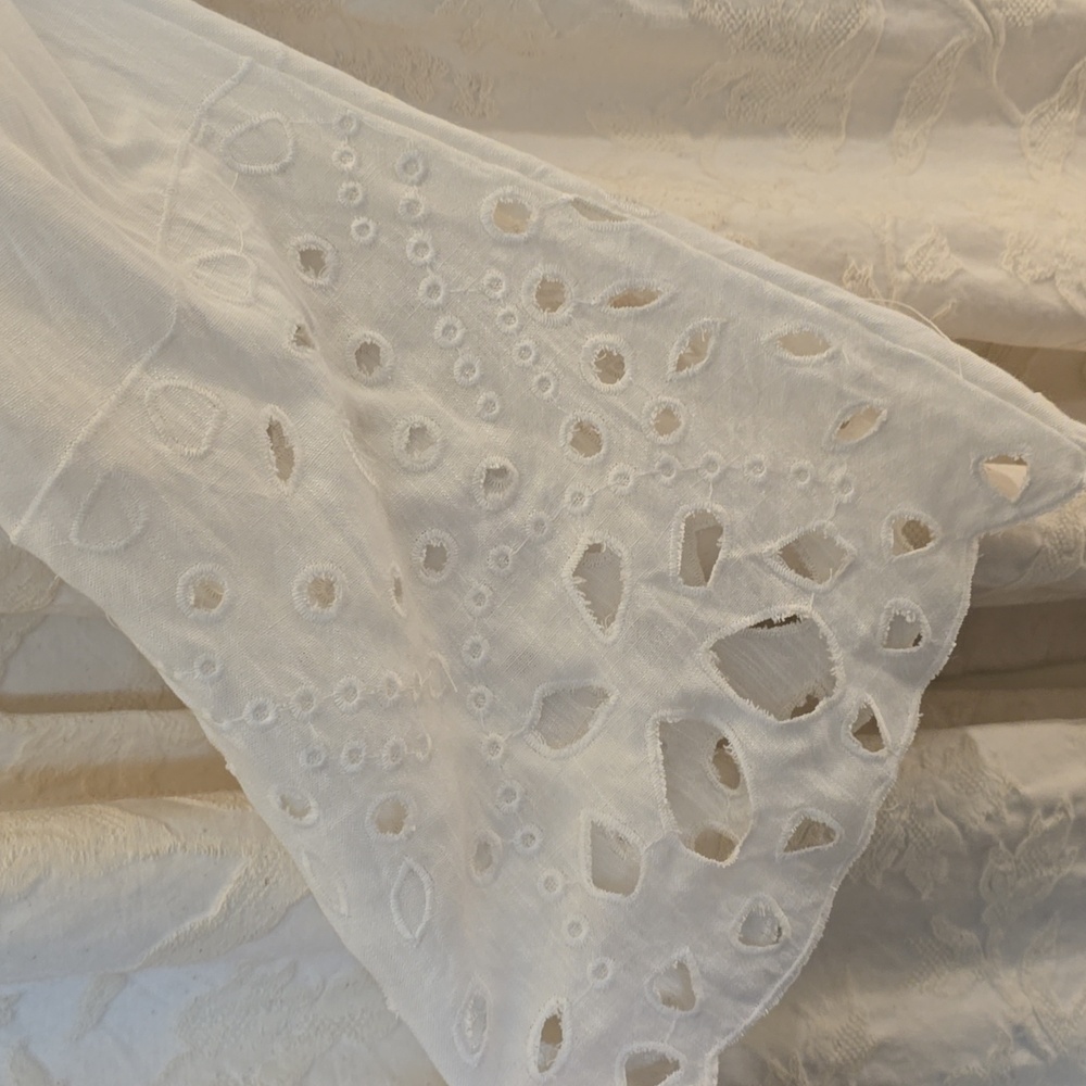 White Bell Sleeve Blouse - Picture 4 of 5